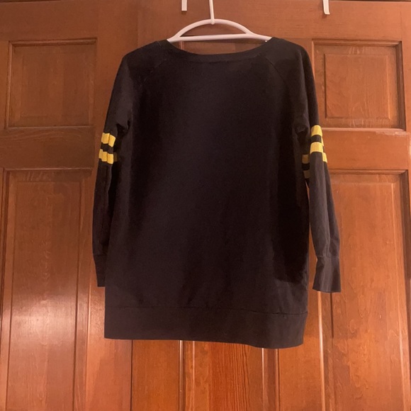 Harry Potter Hogwarts Crewneck Sweater - Picture 2 of 3